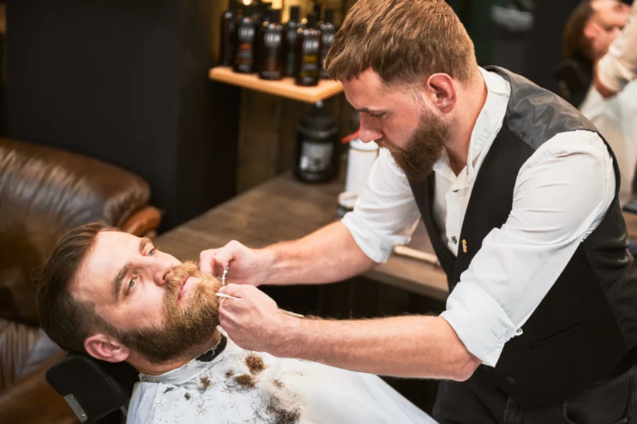 Beard Shaping Secrets: Elevate Your Look in Minutes
